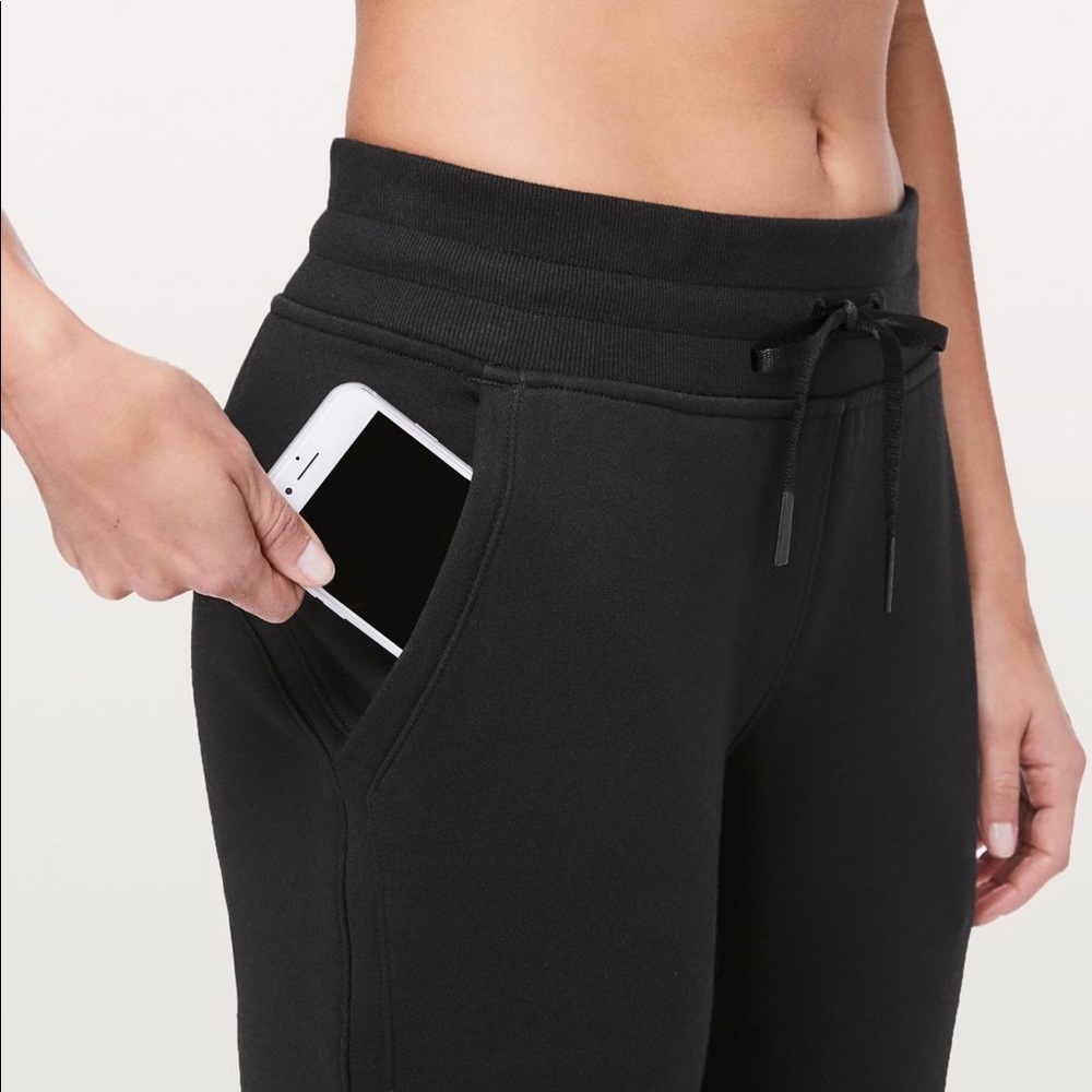 Lululemon Warm Down Jogger. Black